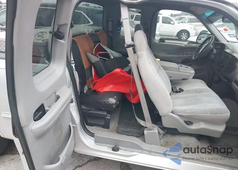 1998 Ford F-150 Lariat/Standard/Xl/Xlt from USA, damaged, VIN 1FTZX1762WKA77677